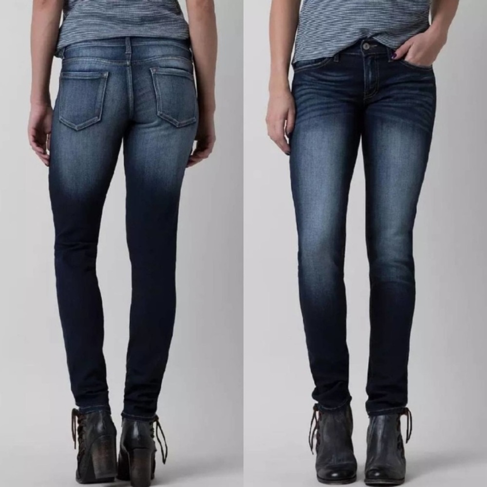 Kancan Buckle Low Rise Stretch Skinny Jean In Dark Beverly 5 / 26